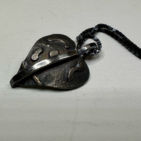 Vintage/Artisan Crafted Pendant & Chain - Stamped Sterling - Picture 4 of 9